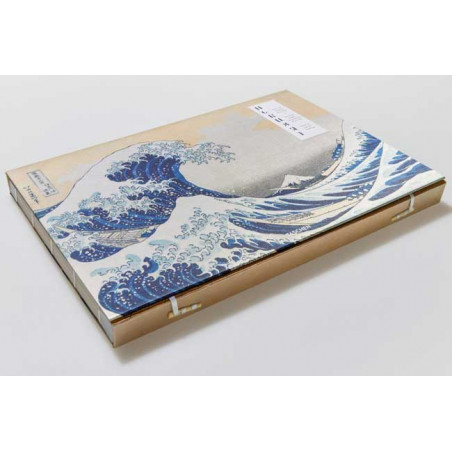 Cette <STRONG>monographie</STRONG> au format <STRONG>XXL</STRONG> offre une réédition des planches de référence des <STRONG>Tren
