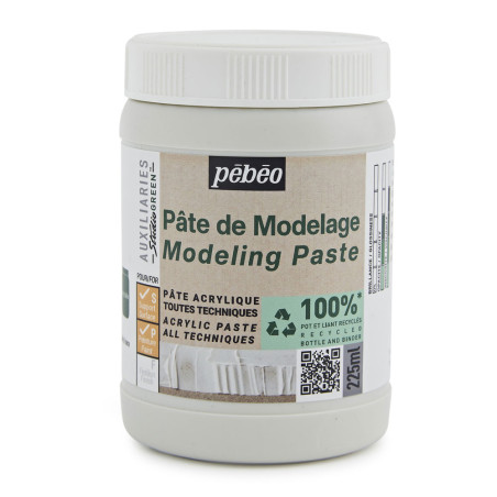 La <STRONG>pâte de modelage Studio GREEN Pébéo</STRONG> s'utilise seule ou en mélange avec de la peinture acrylique. Elle est op