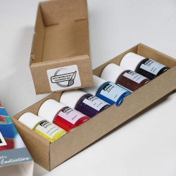 Découvrez le set d’initiation à la peinture sur soie Setasilk Pébéo composé de 6 flacons de 20ml aux couleurs lumineuses.