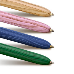 Découvrez les stylos bille 4 couleurs BIC disponibles en corps effet bois couleur nature, bleu, vert ou rose. Les encres sont de